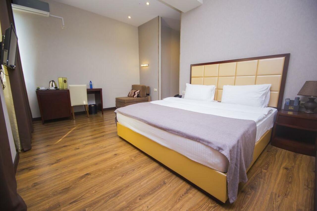Hotel Orion Old Town Tbilisi Exteriör bild