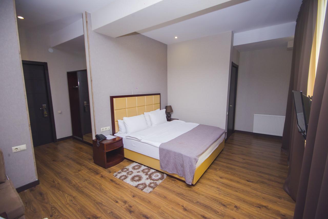 Hotel Orion Old Town Tbilisi Exteriör bild